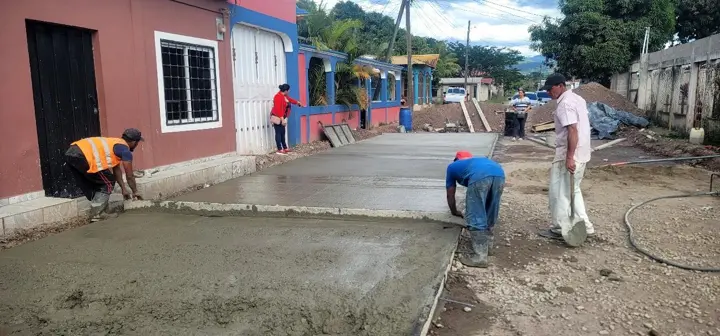 Colado y nivelación del concreto