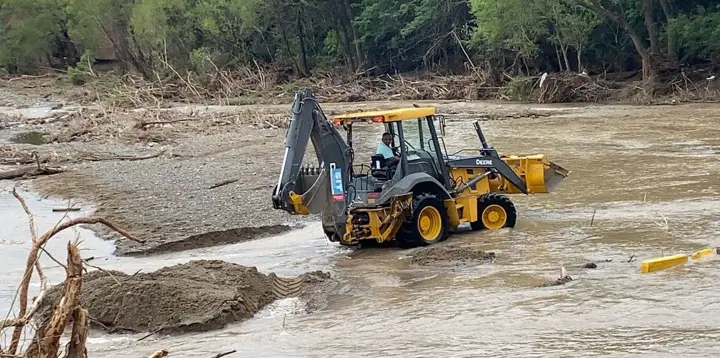 Remoción de material de arrastre