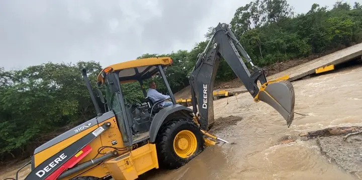 Trabajos de dragado